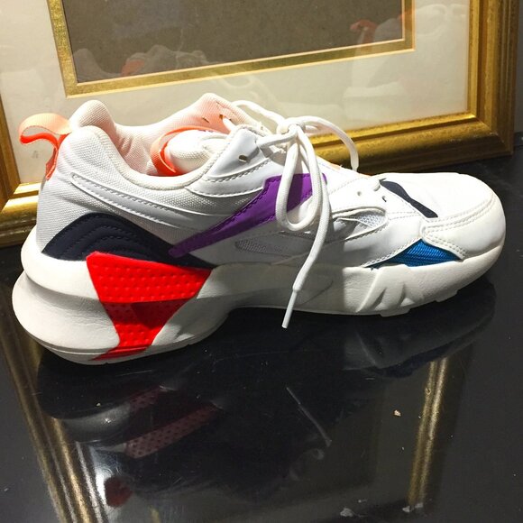 REEBOK COLOR BLOCK SNEAKERS SIZE 9.5 - Picture 1 of 8